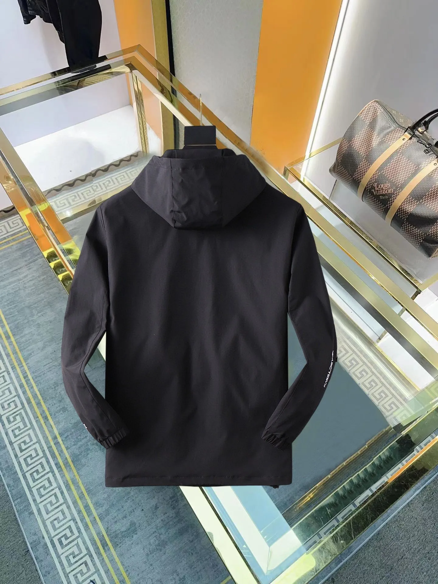 Same Style， ， 2026 New Arrival ， Original Premium Breathable ， ， ， Quality。 ， Sizes：M～3XL，